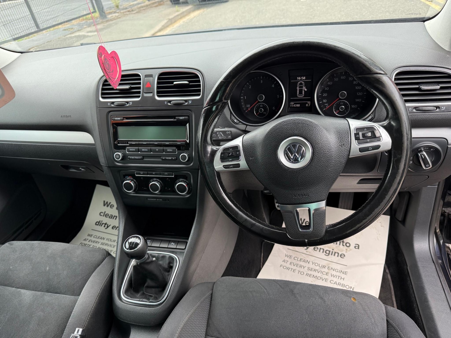 Used Volkswagen Golf 2010 for sale - 76802517: Photo 10