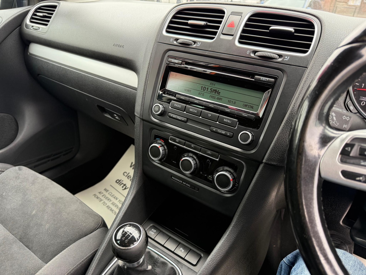 Used Volkswagen Golf 2010 for sale - 76802517: Photo 11