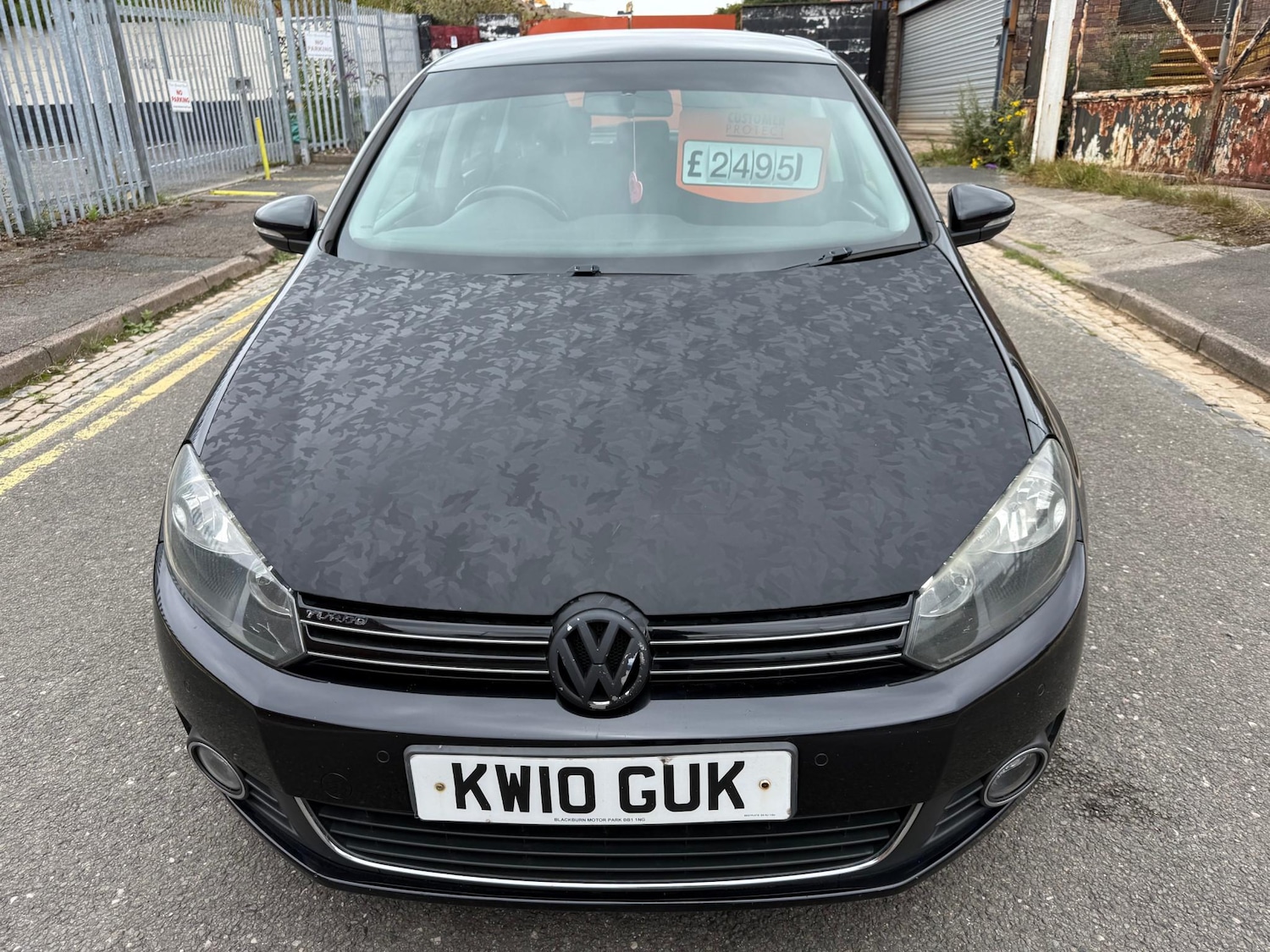 Used Volkswagen Golf 2010 for sale - 76802517: Photo 2