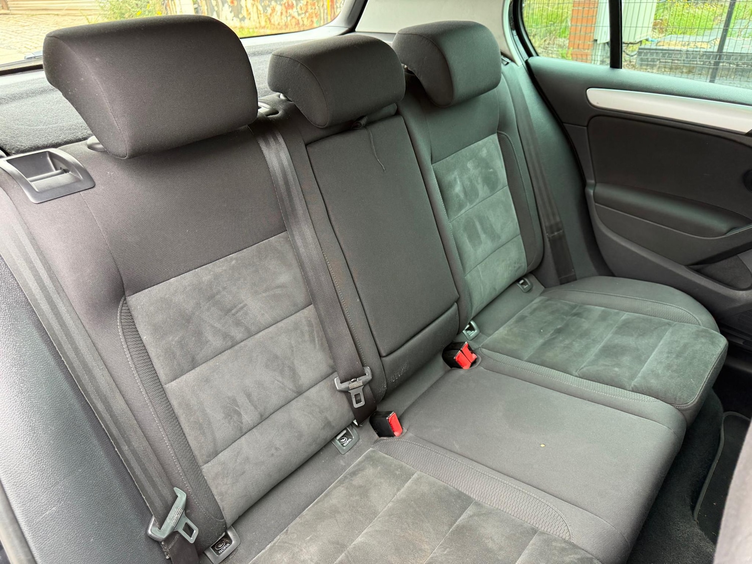 Used Volkswagen Golf 2010 for sale - 76802517: Photo 21