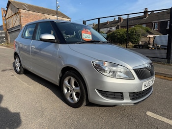 Used Skoda Fabia 2013 for sale - 76802520: Photo