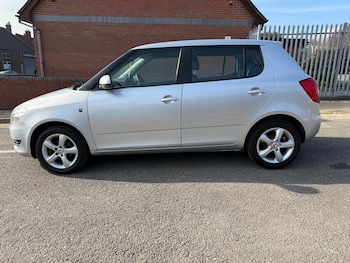 Used Skoda Fabia 2013 for sale - 76802520: Photo