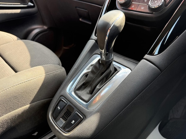 Used Vauxhall Zafira 2014 for sale - 76180050: Photo 19