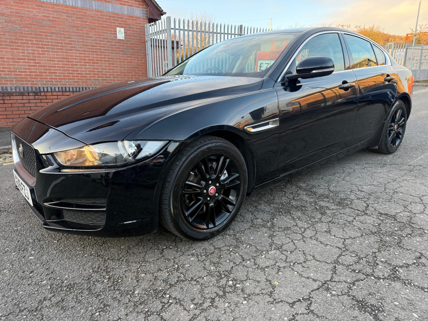 Used Jaguar XE 2019 for sale - 76798547: Photo 3