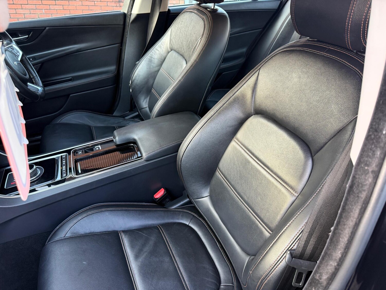 Used Jaguar XE 2019 for sale - 76798547: Photo 37