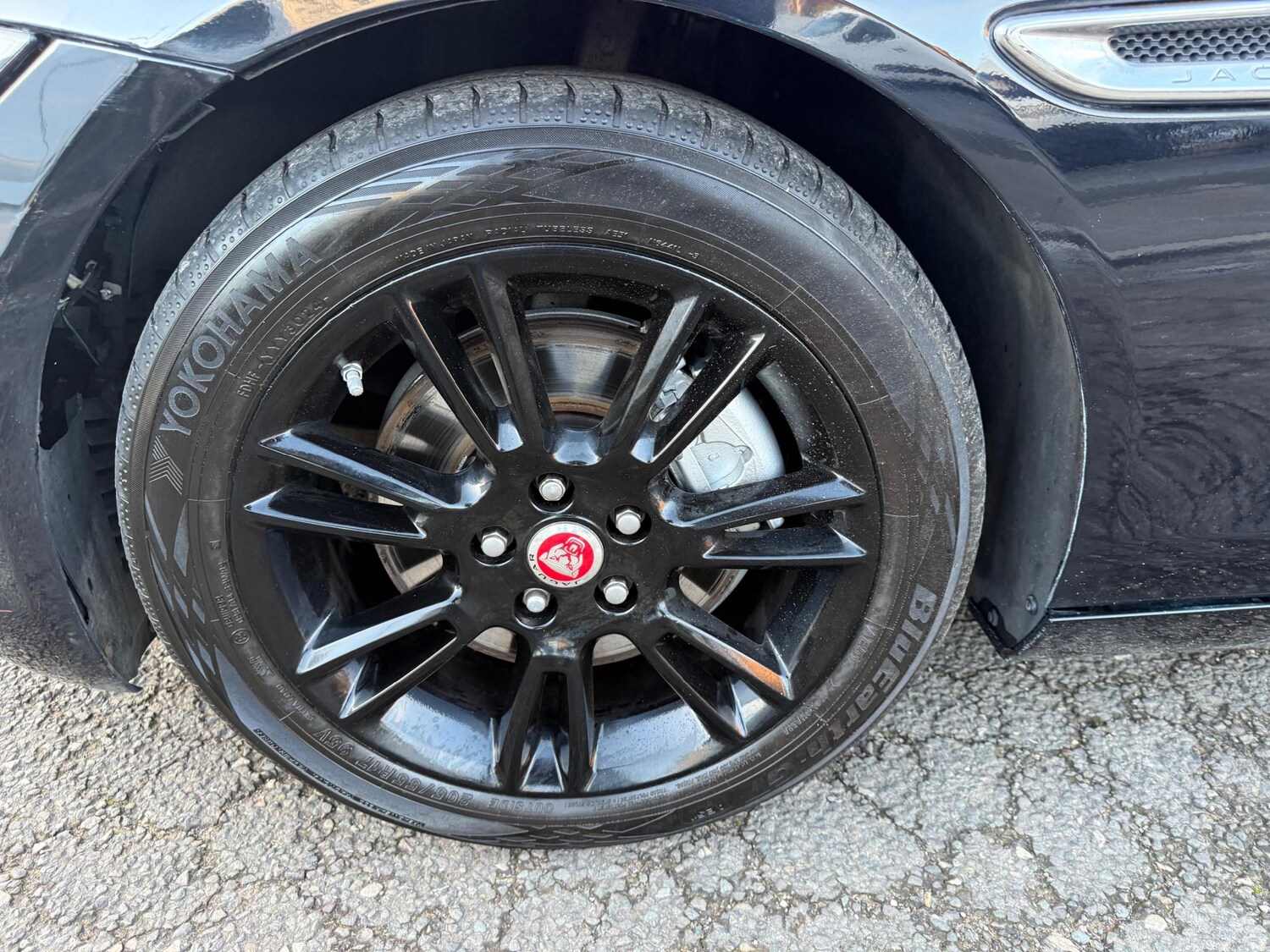 Used Jaguar XE 2019 for sale - 76798547: Photo 40