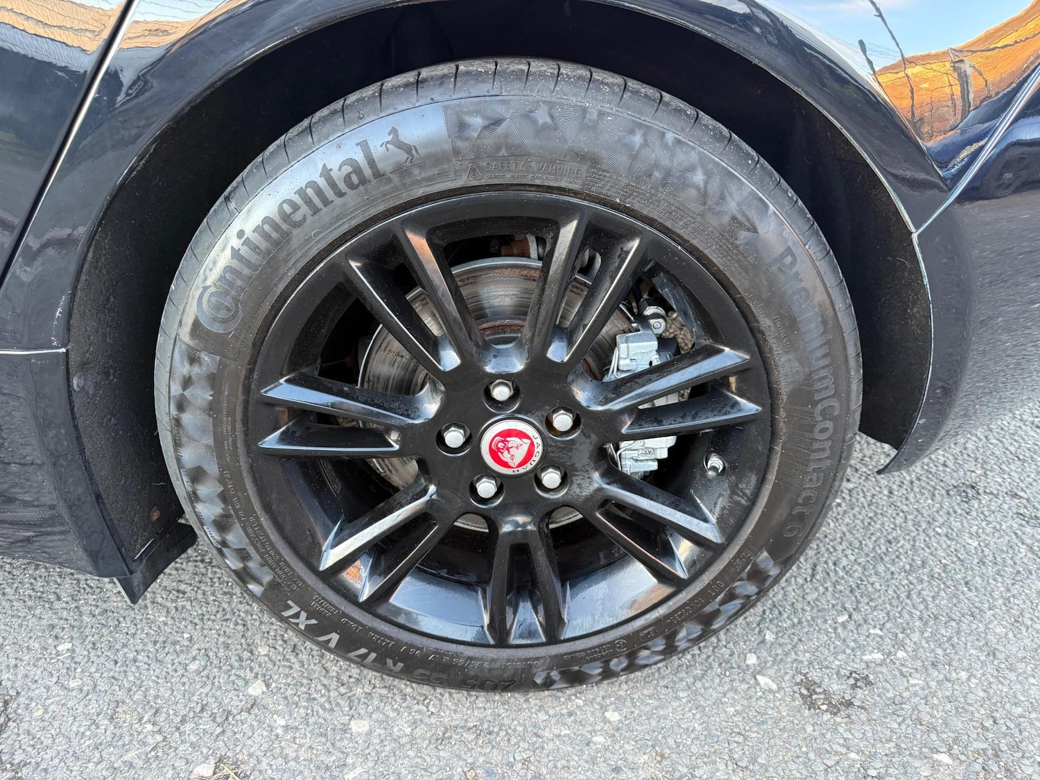 Used Jaguar XE 2019 for sale - 76798547: Photo 41