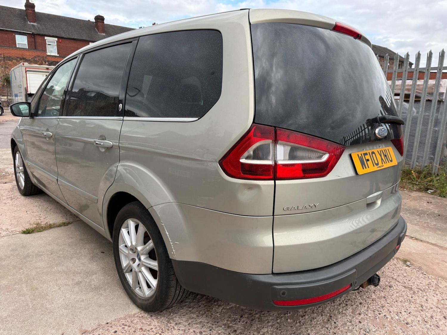 Used Ford Galaxy 2010 for sale - 77042311: Photo 4