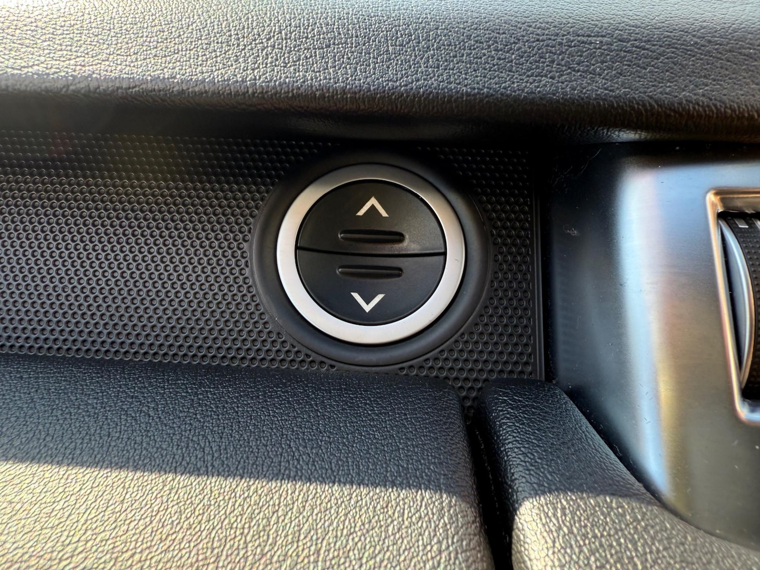 Used Land Rover Range Rover Sport 2018 for sale - 75306489: Photo 31