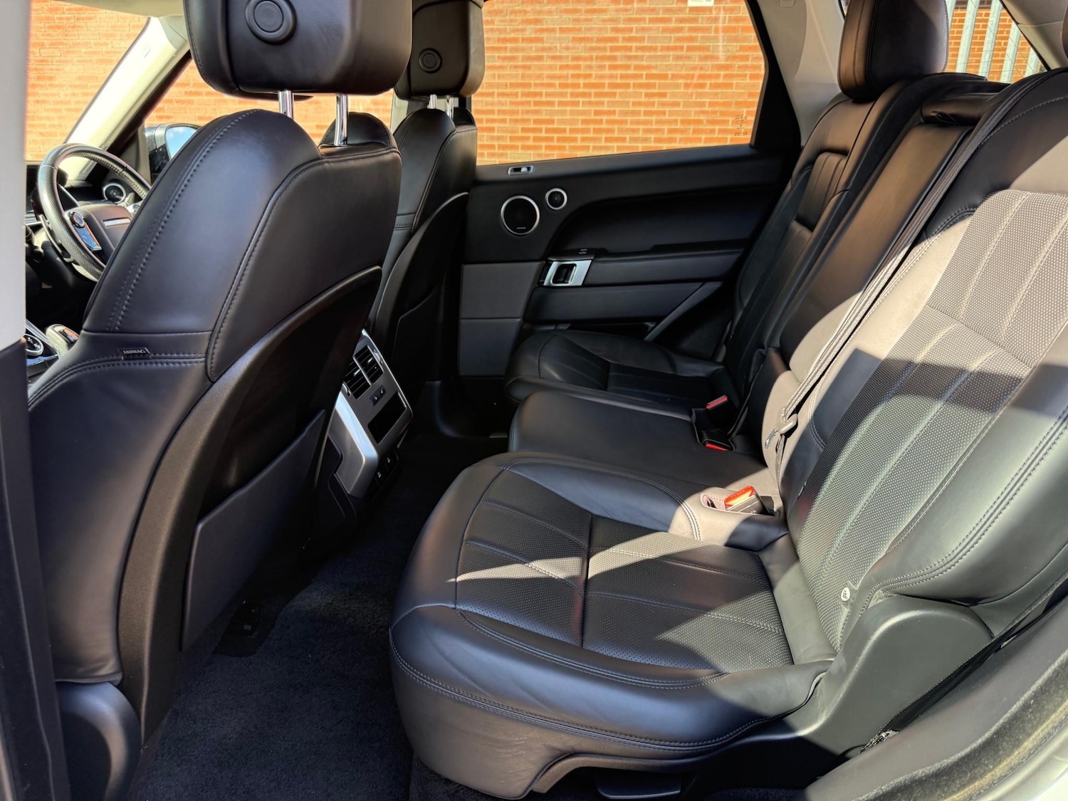 Used Land Rover Range Rover Sport 2018 for sale - 75306489: Photo 40