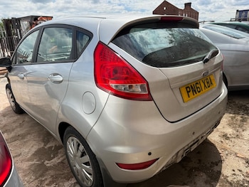 Used Ford Fiesta 2011 for sale - 75584857: Photo