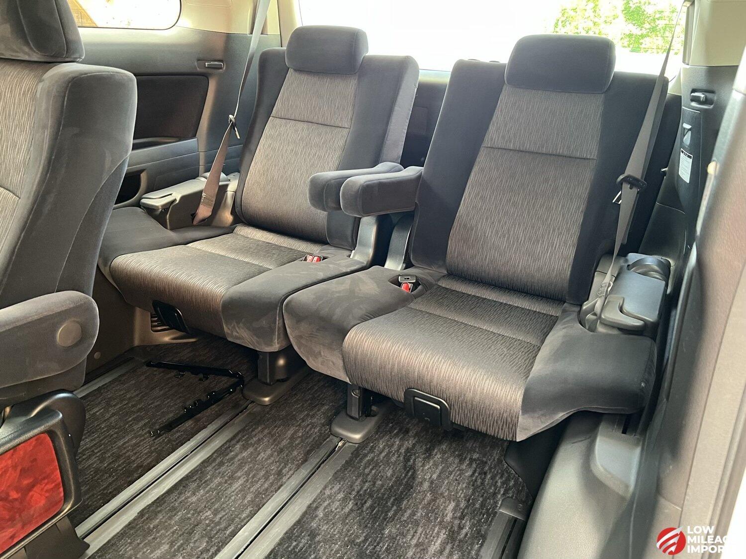 Used Toyota Alphard 2024 for sale - 76958844: Photo 20