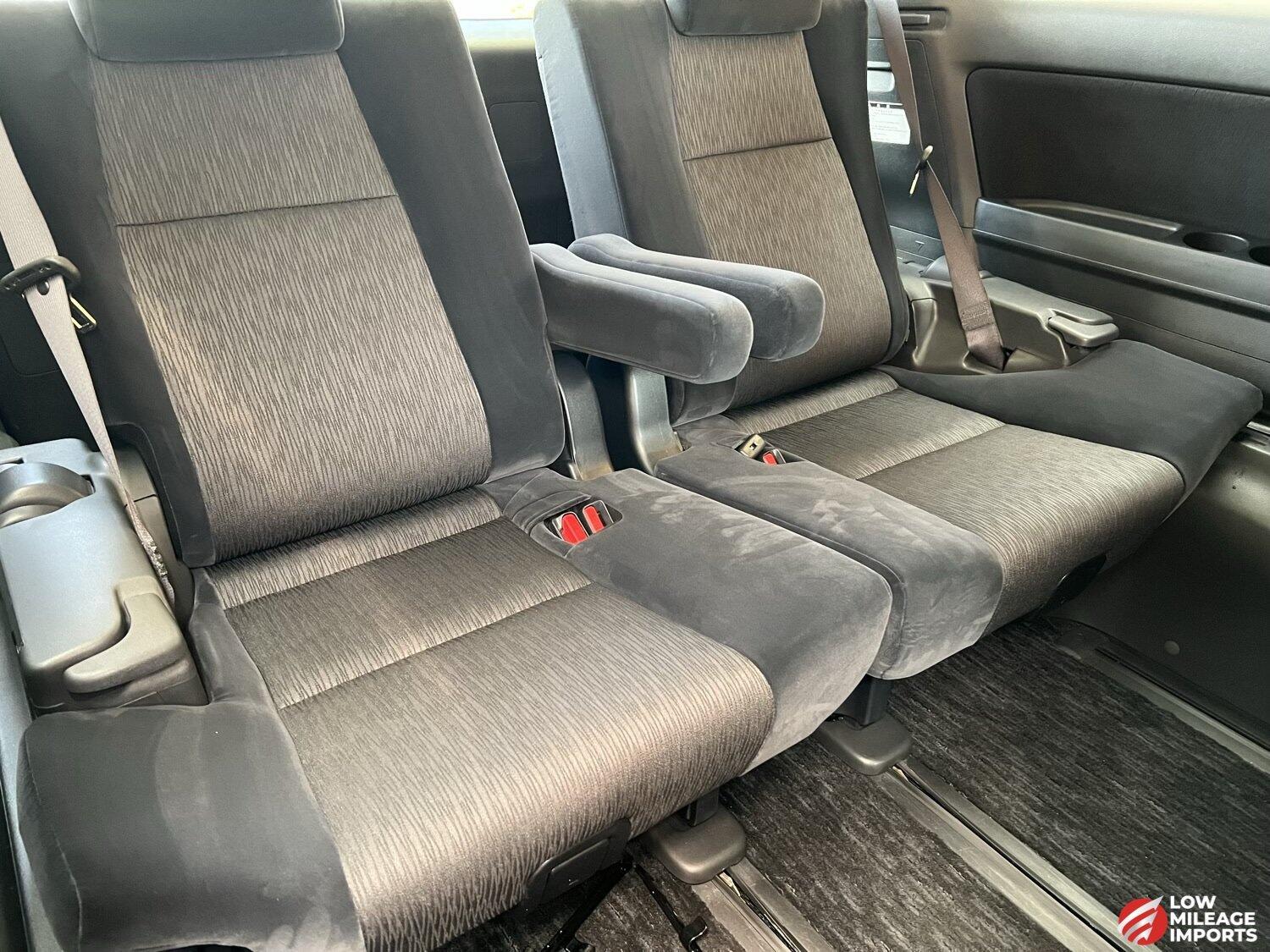 Used Toyota Alphard 2024 for sale - 76958844: Photo 23