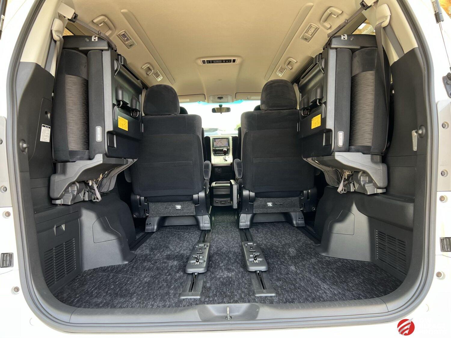 Used Toyota Alphard 2024 for sale - 76958844: Photo 27