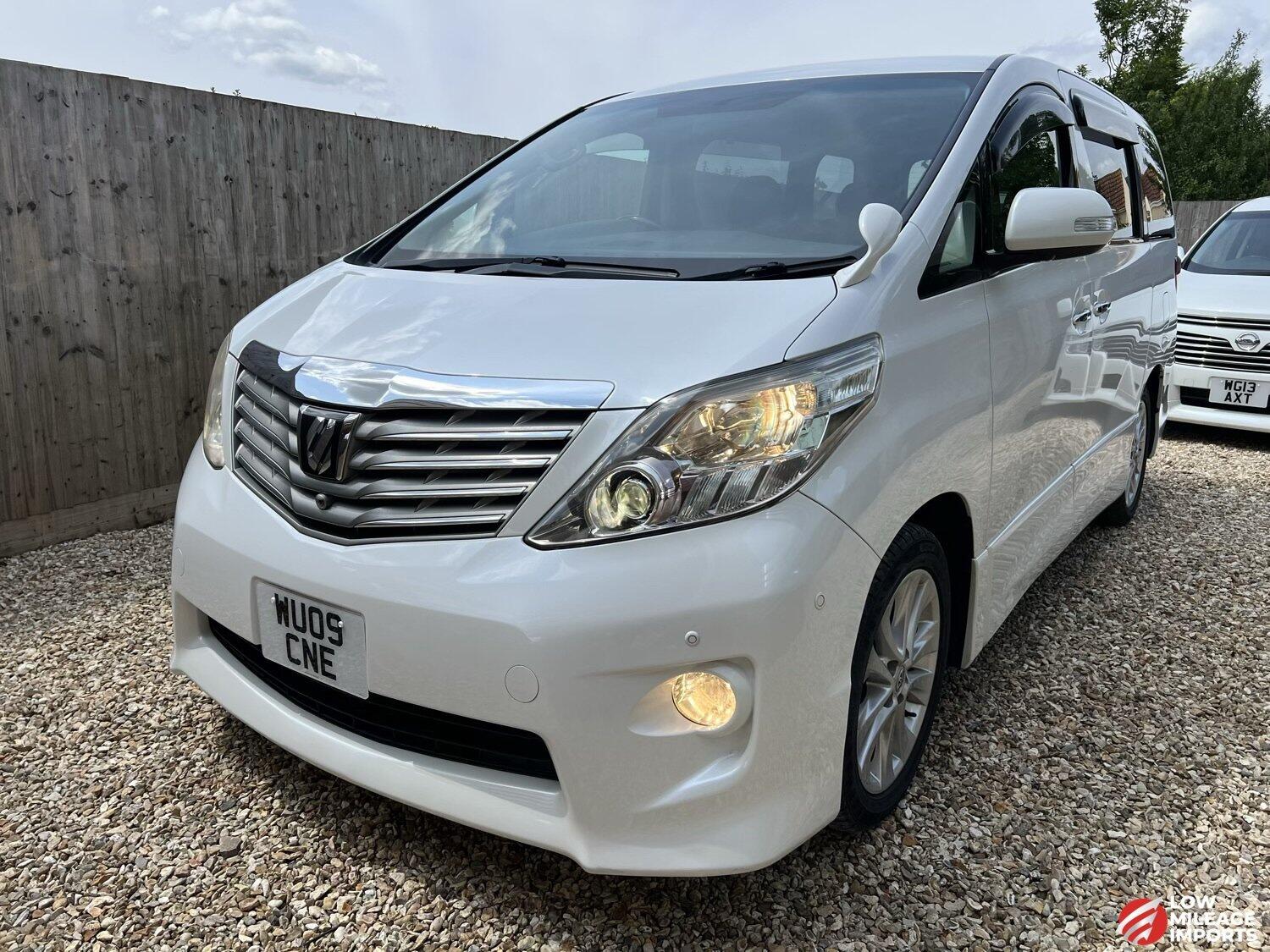 Used Toyota Alphard 2024 for sale - 76958844: Photo 3