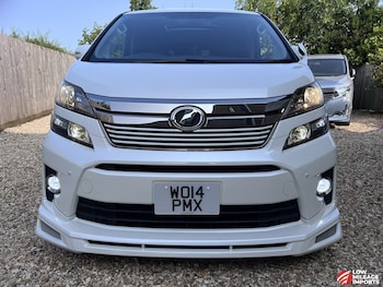Used Toyota Vellfire 2014 for sale - 79277759: Photo