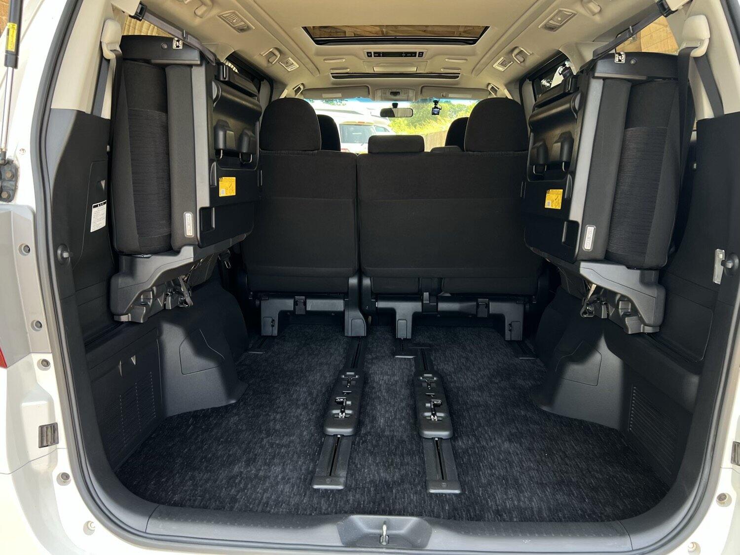 Used Toyota Alphard for sale - 76859132: Photo 31