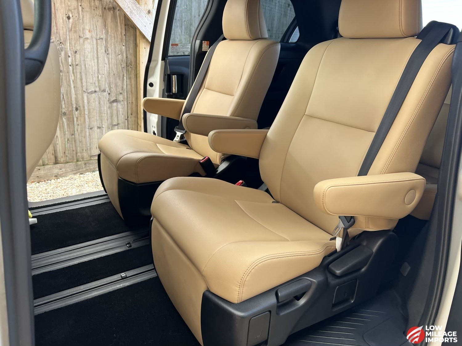 Used Toyota Estima 2014 for sale - 76859130: Photo 21