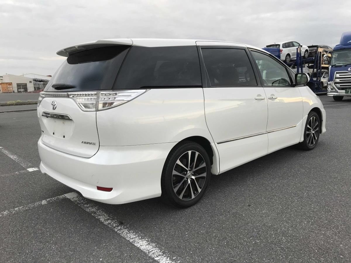 Used Toyota Estima 2014 for sale - 76859130: Photo 7