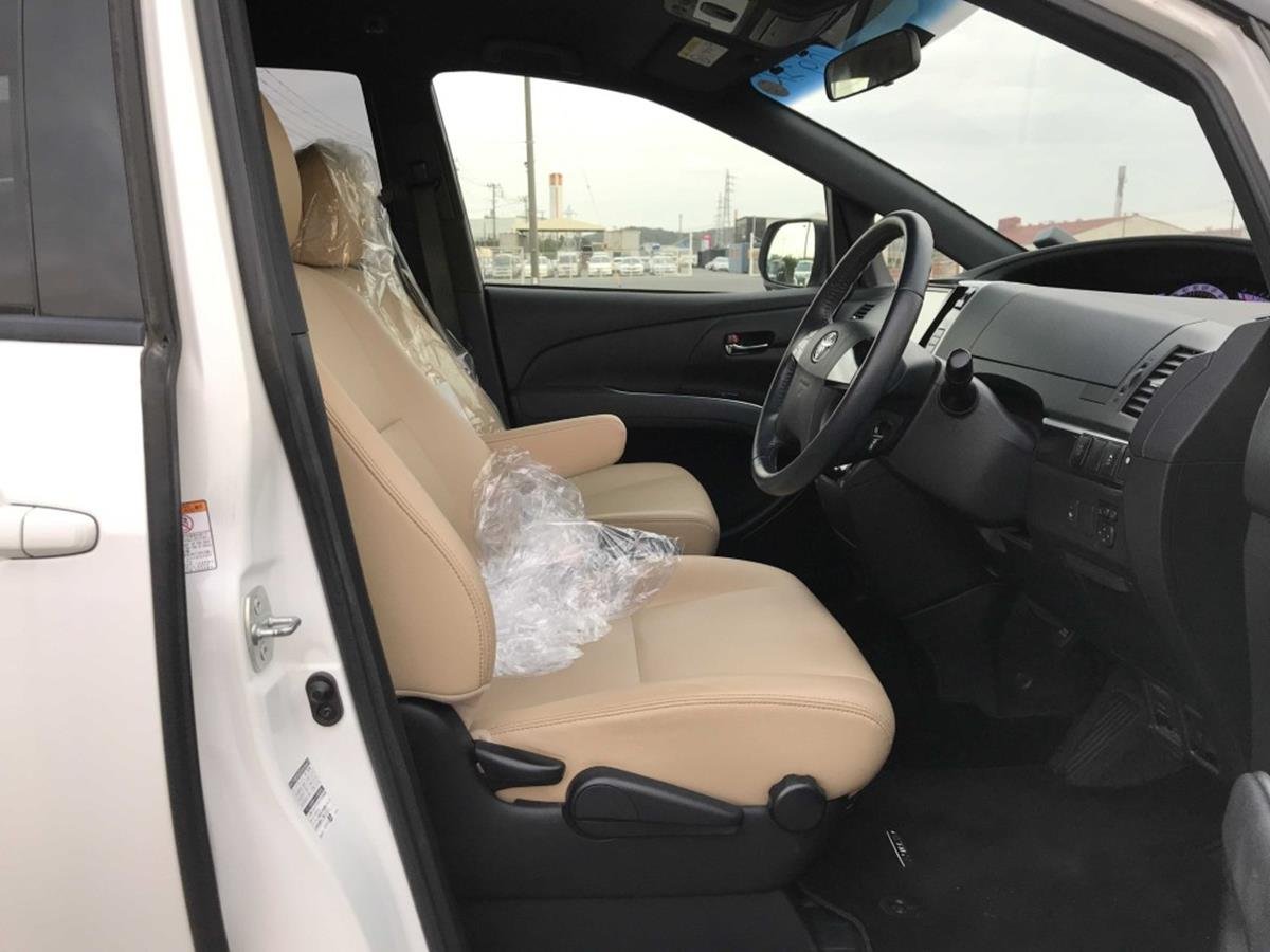 Used Toyota Estima 2014 for sale - 76859130: Photo 9