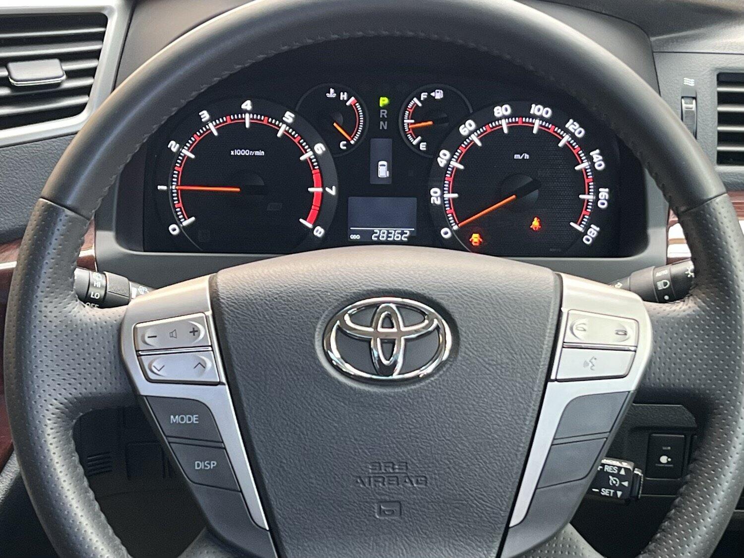 Used Toyota Alphard 2024 for sale - 76958841: Photo 12