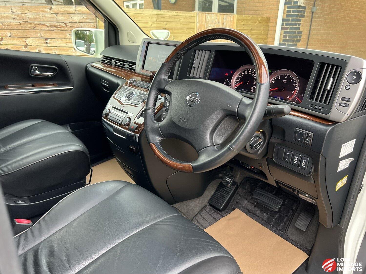 Used Nissan Elgrand 2025 for sale - 76958837: Photo 11