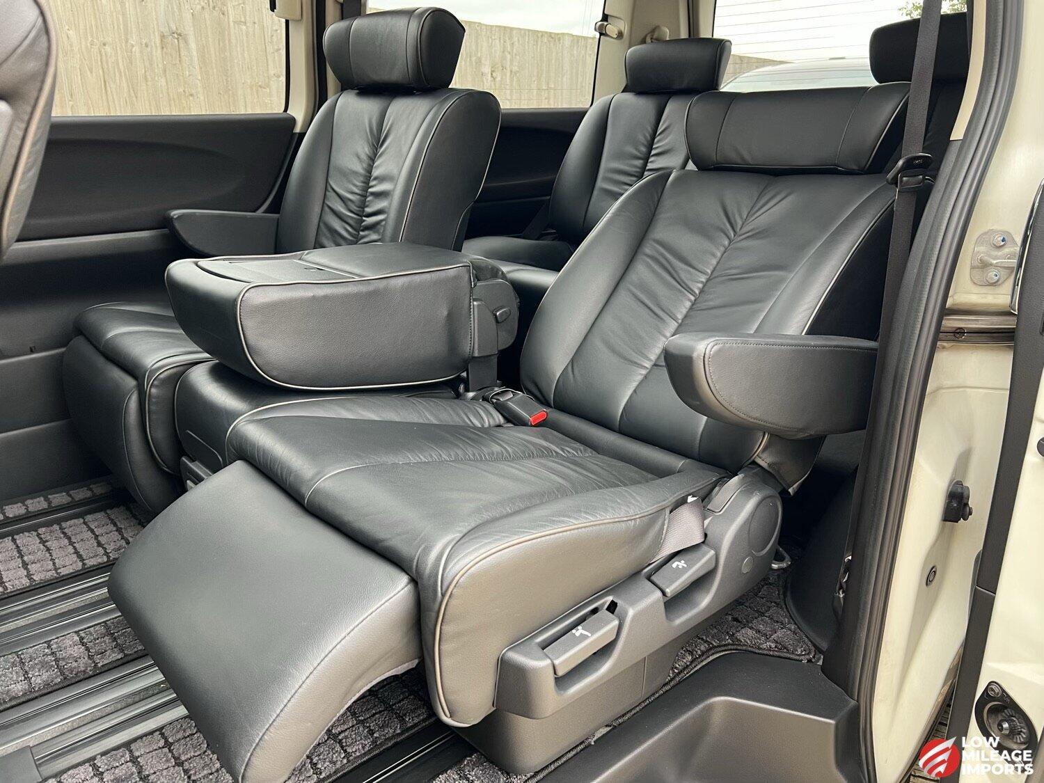 Used Nissan Elgrand 2025 for sale - 76958837: Photo 21