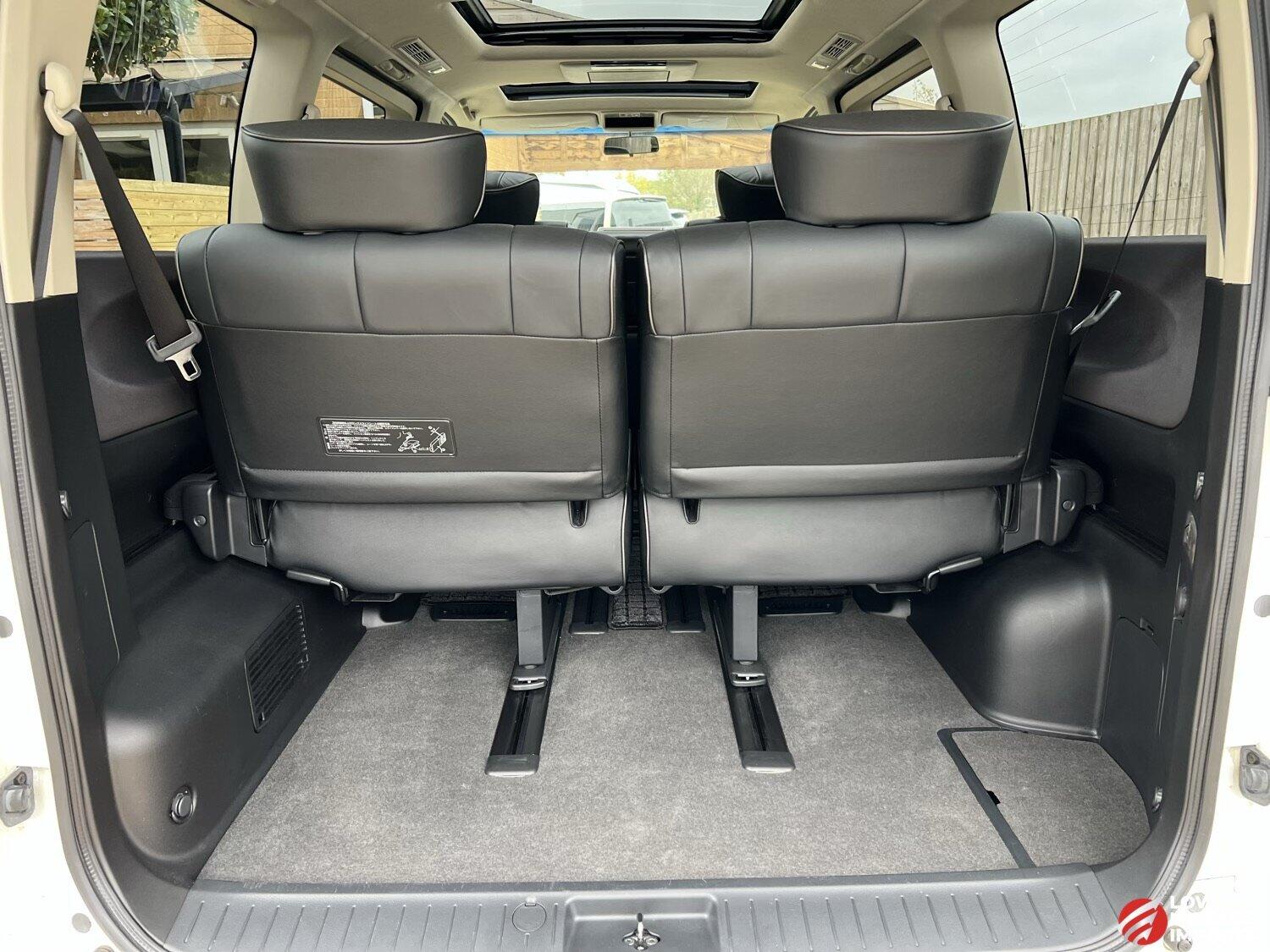 Used Nissan Elgrand 2025 for sale - 76958837: Photo 29