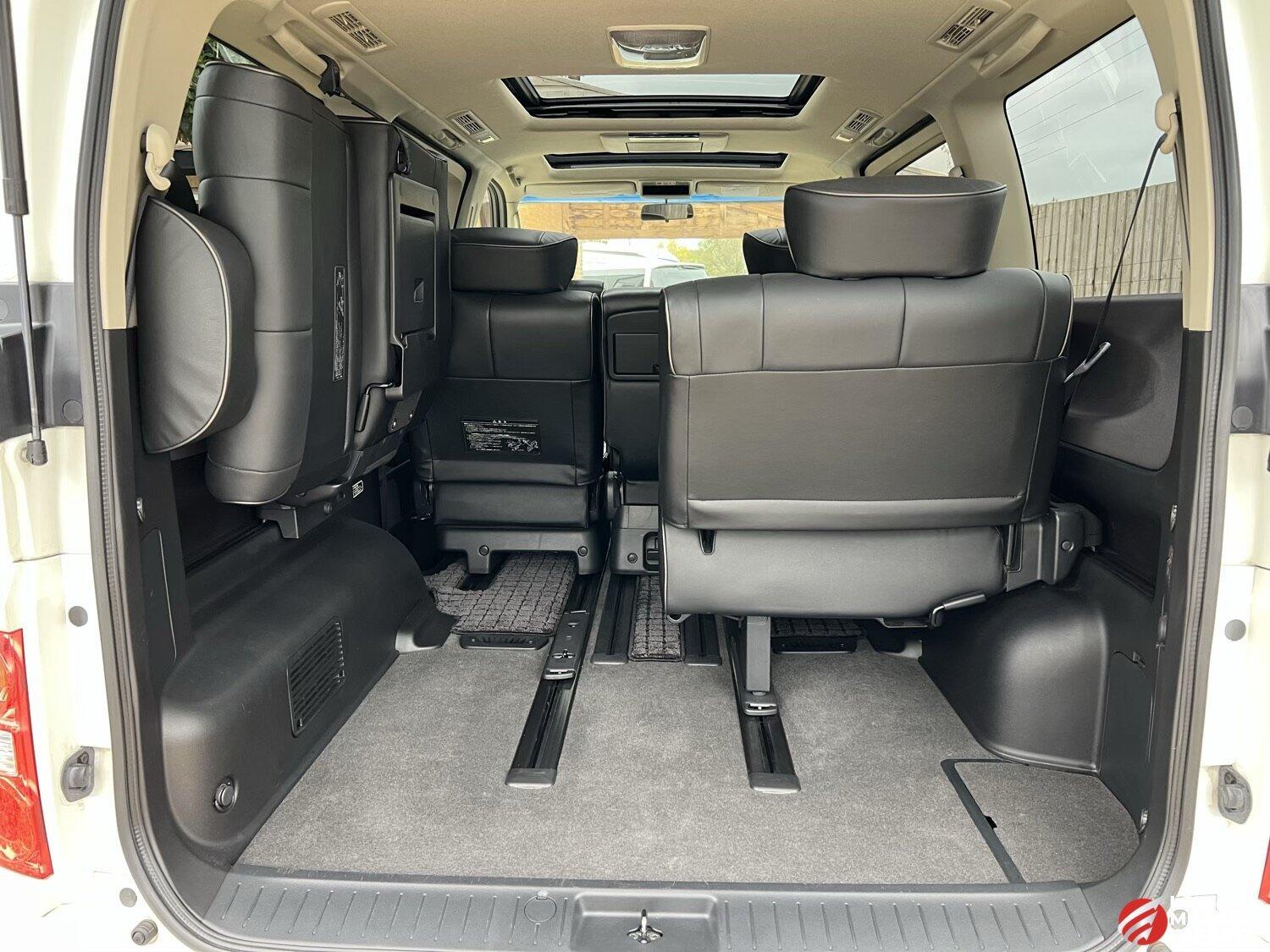 Used Nissan Elgrand 2025 for sale - 76958837: Photo 30