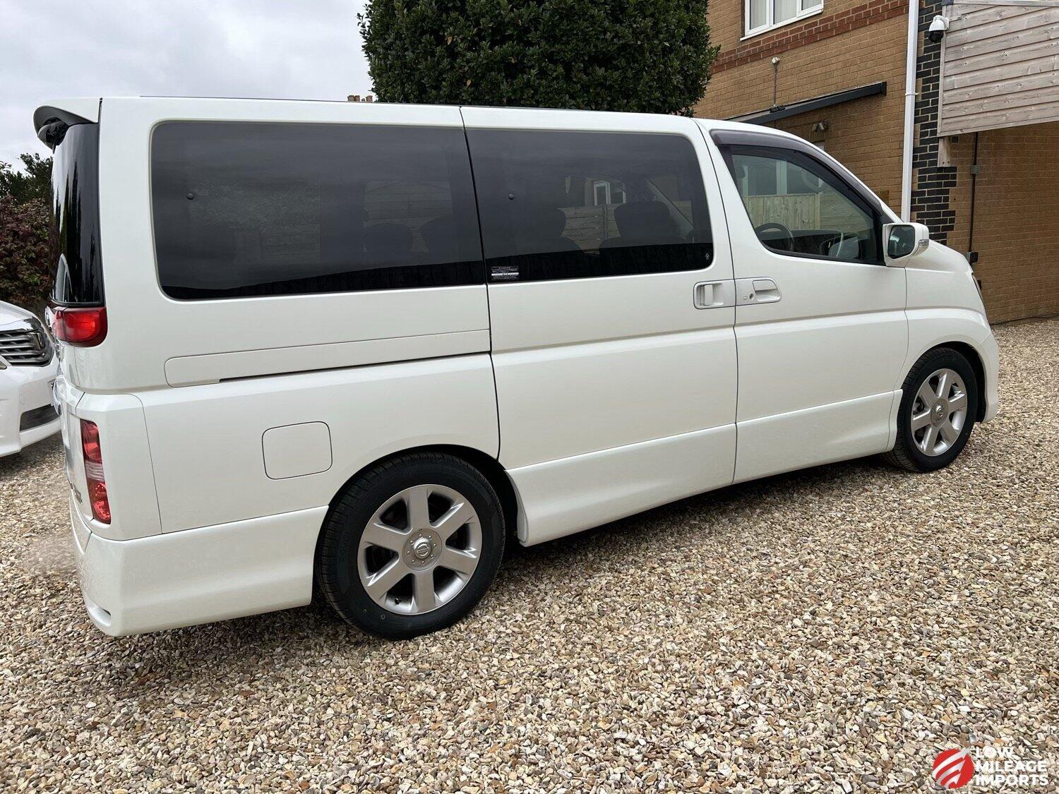 Used Nissan Elgrand 2025 for sale - 76958837: Photo 9