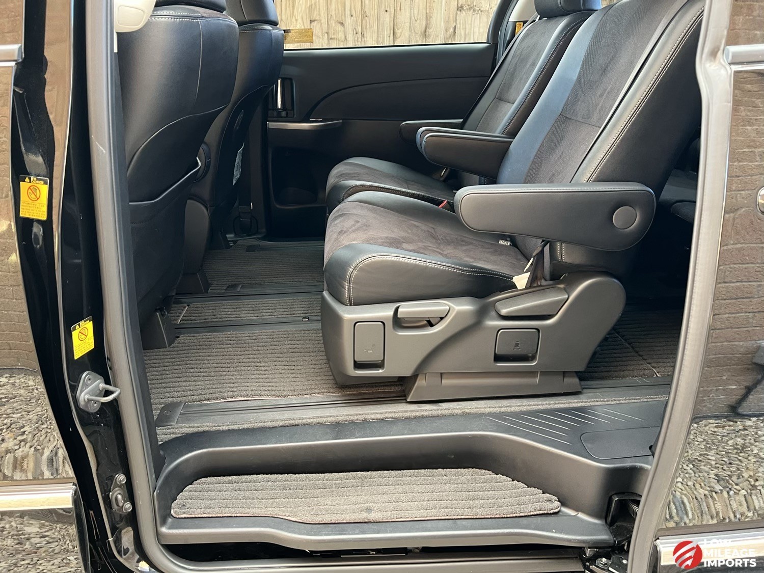 Used Toyota Estima 2025 for sale - 76958838: Photo 18