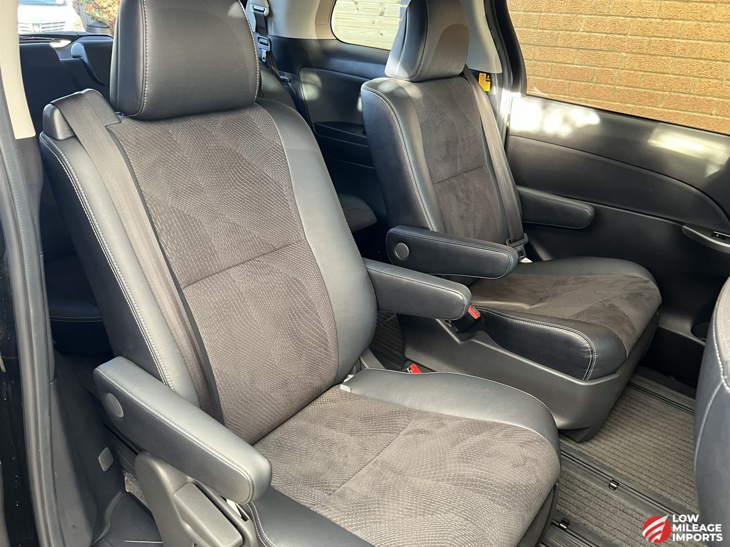 Used Toyota Estima 2025 for sale - 76958838: Photo 23