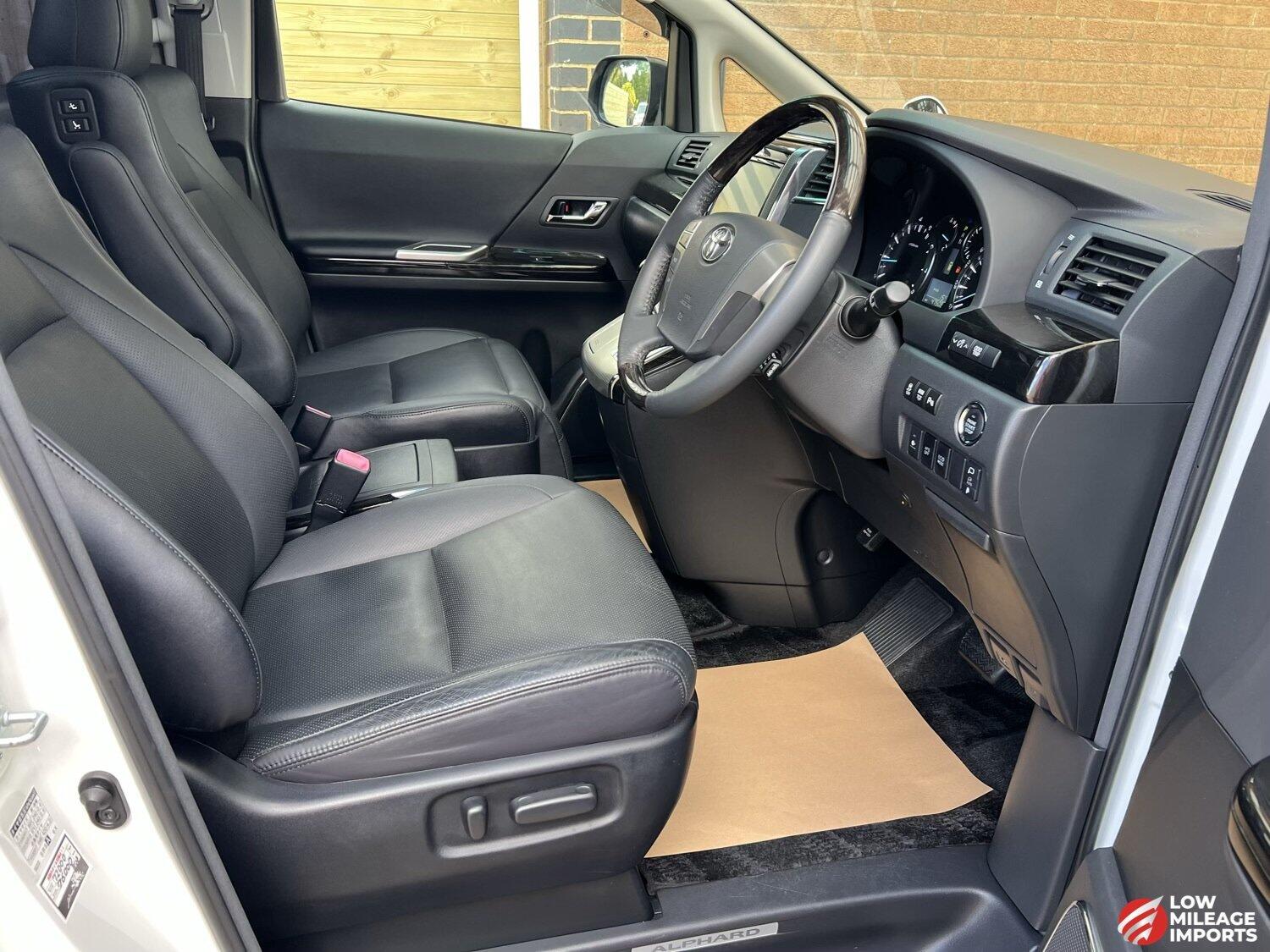 Used Toyota Alphard 2025 for sale - 76958839: Photo 10