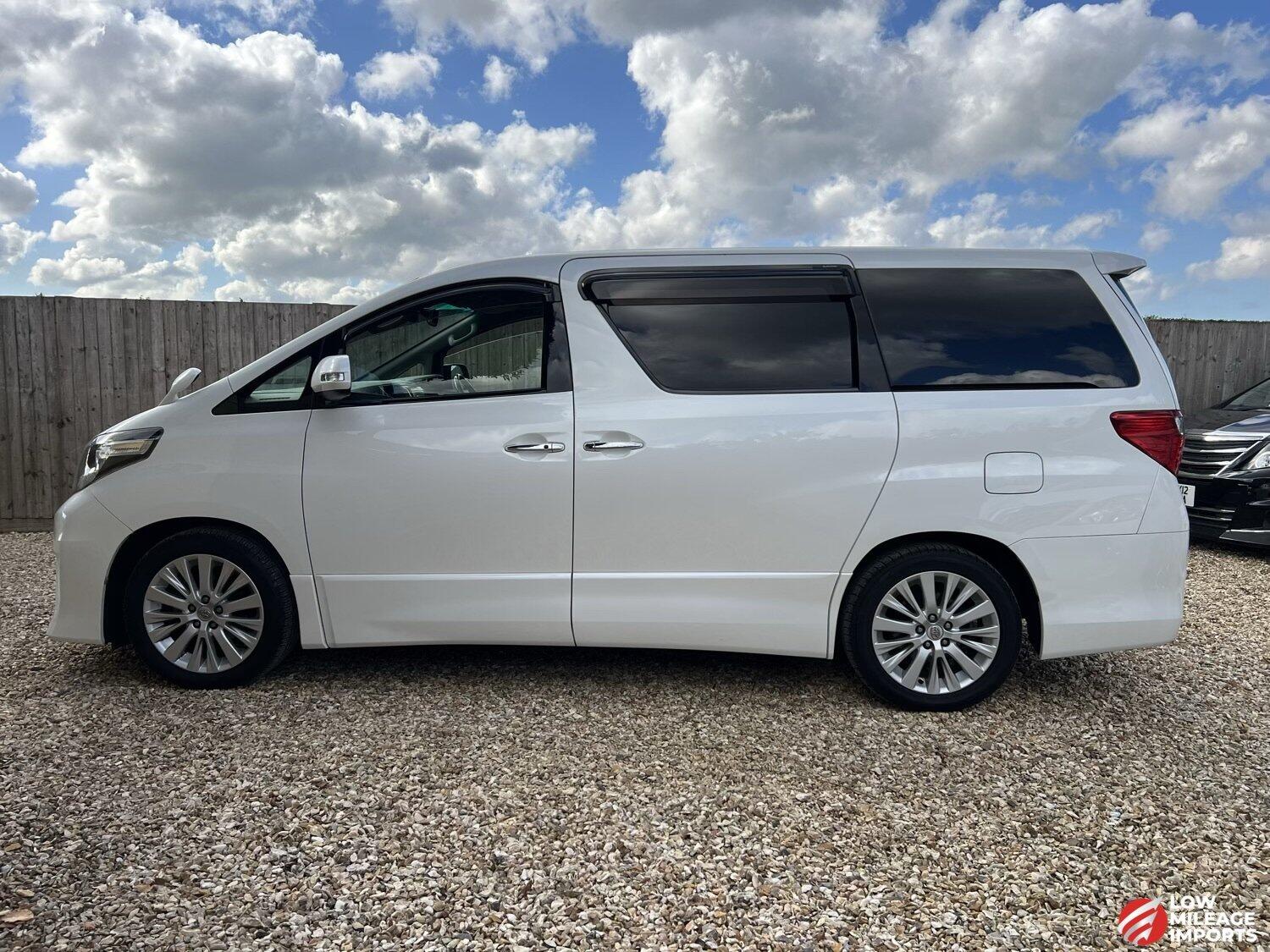 Used Toyota Alphard 2025 for sale - 76958839: Photo 4