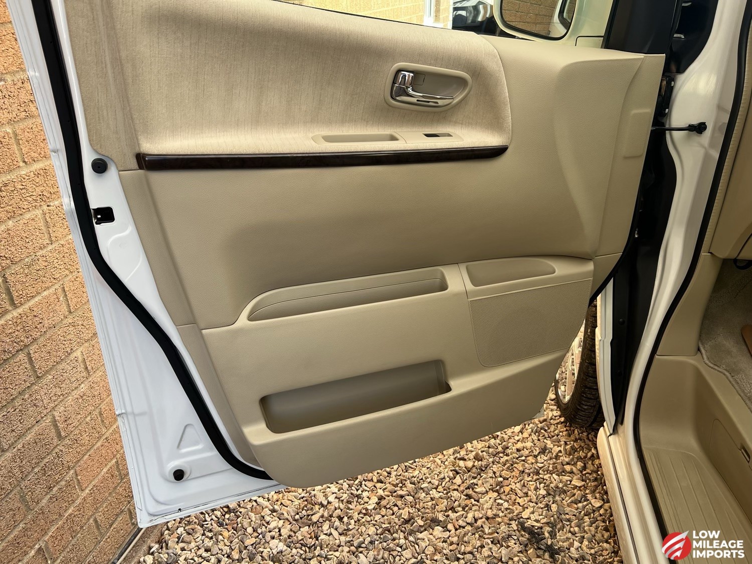 Used Nissan Elgrand 2007 for sale - 76859127: Photo 17