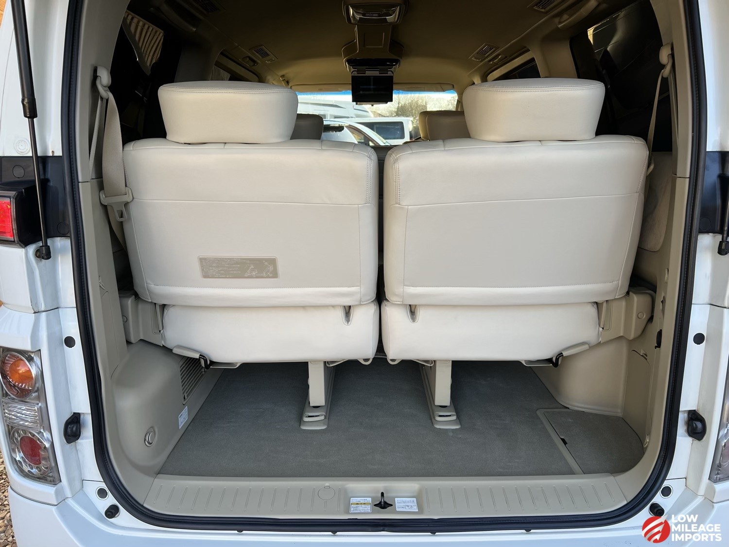 Used Nissan Elgrand 2007 for sale - 76859127: Photo 29