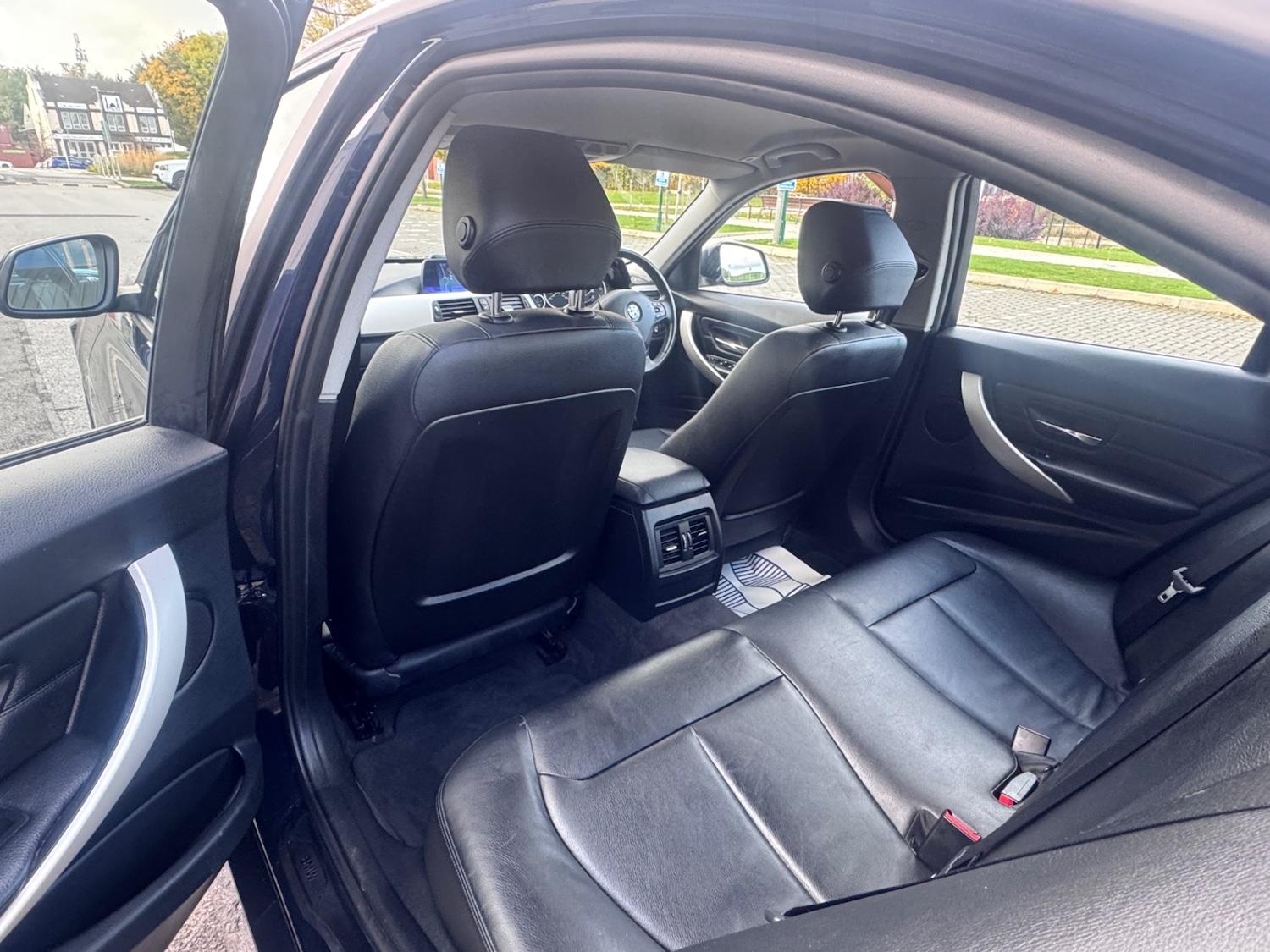 Used BMW 3 Series 2013 for sale - 77020679: Photo 11