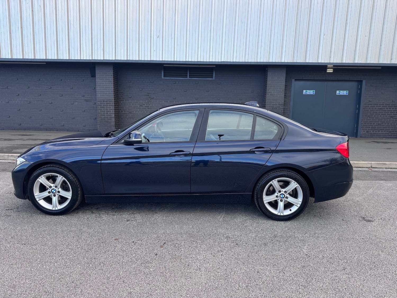 Used BMW 3 Series 2013 for sale - 77020679: Photo 8