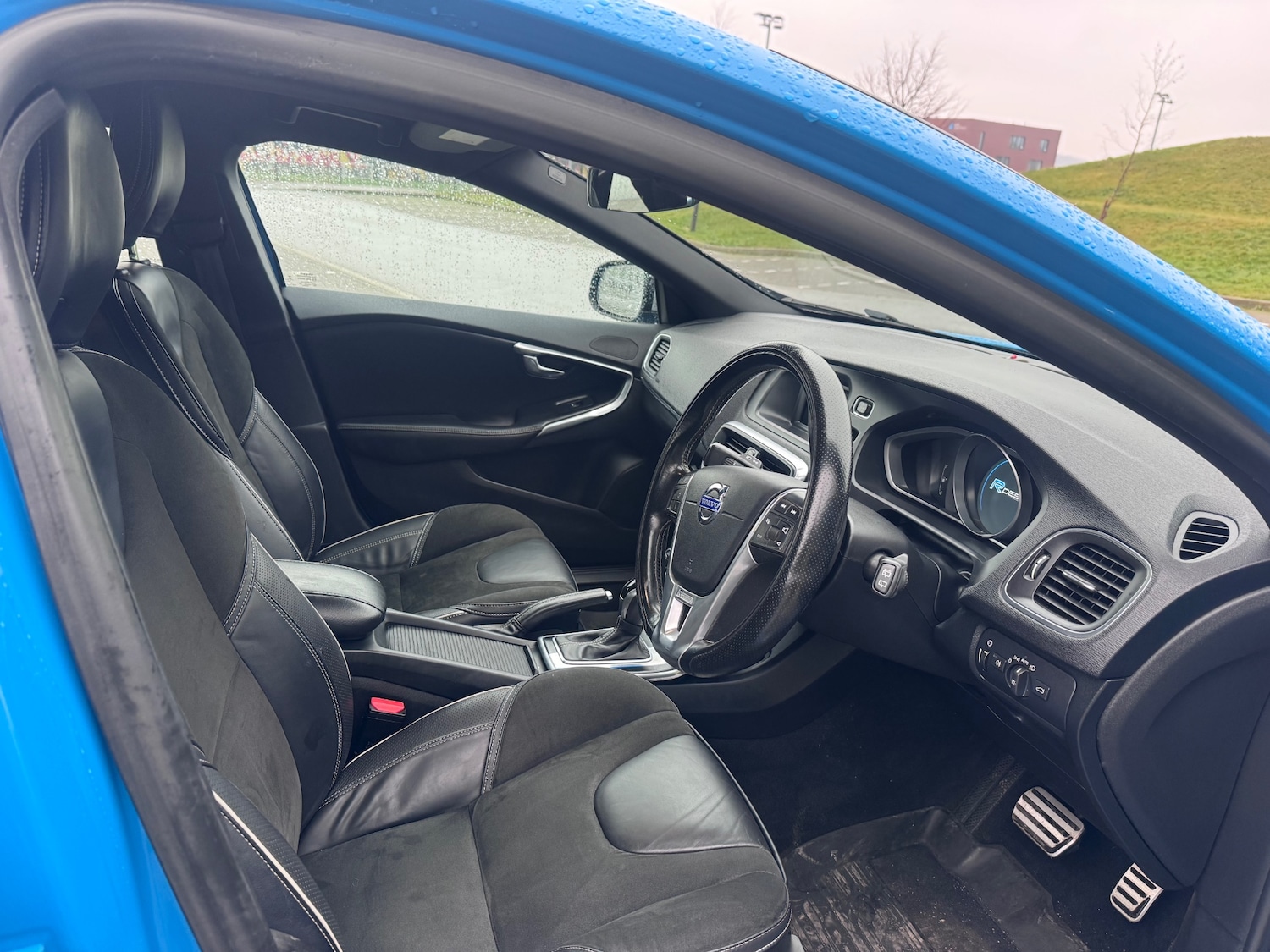 Used Volvo V40 2014 for sale - 77251536: Photo 30