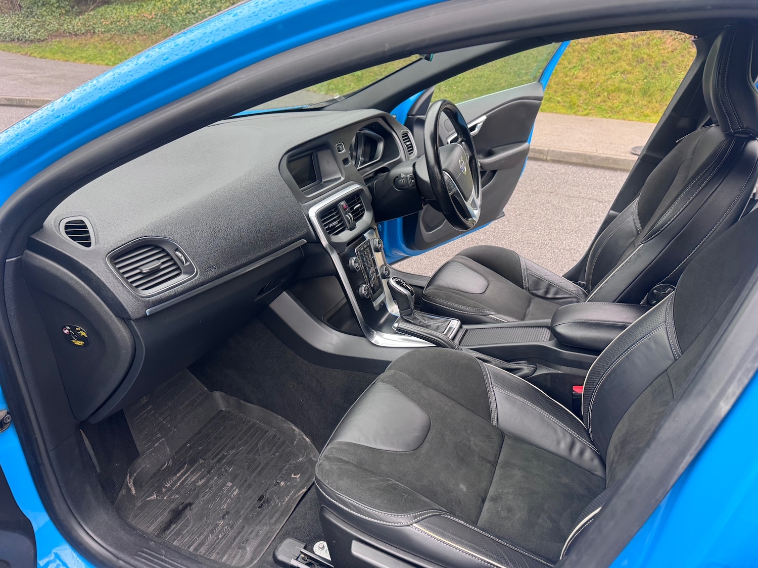 Used Volvo V40 2014 for sale - 77251536: Photo 31