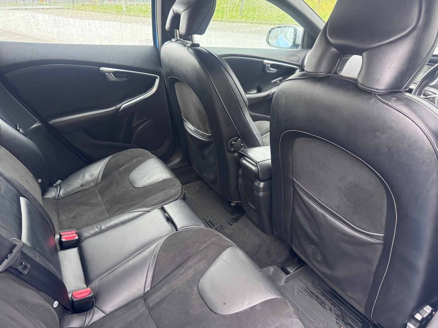 Used Volvo V40 2014 for sale - 77251536: Photo 33