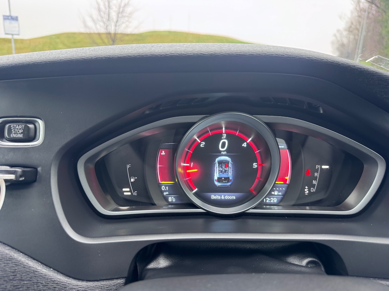 Used Volvo V40 2014 for sale - 77251536: Photo 4