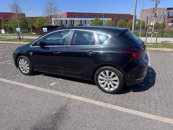 Used Vauxhall Astra 2013 for sale - 78360345: Photo