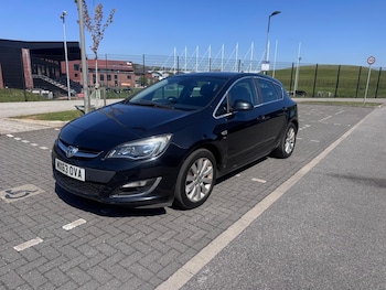 Used Vauxhall Astra 2013 for sale - 78360345: Photo