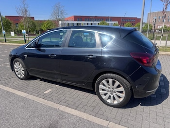 Used Vauxhall Astra 2013 for sale - 78360345: Photo