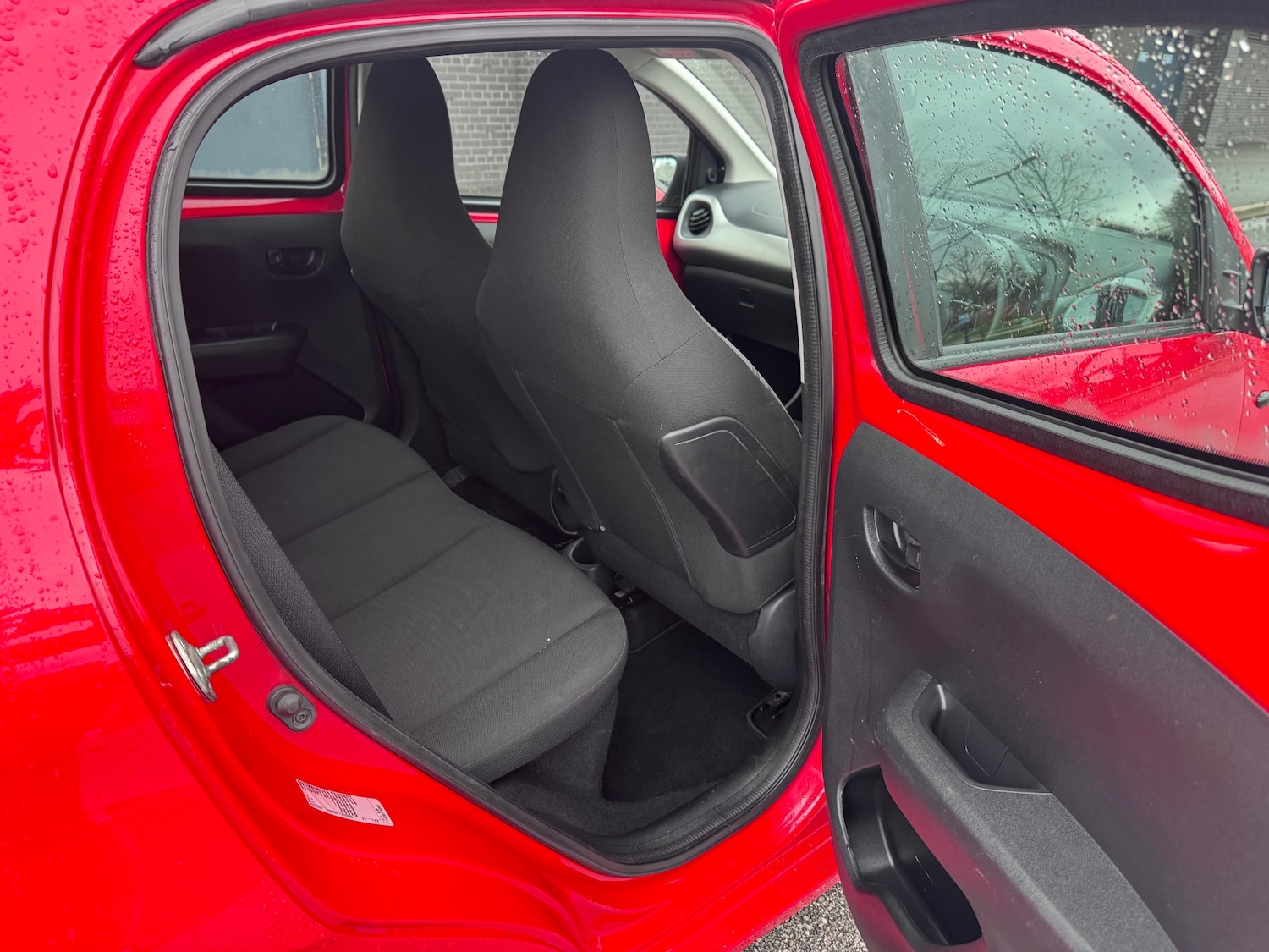 Used Peugeot 108 2016 for sale - 77610641: Photo 17