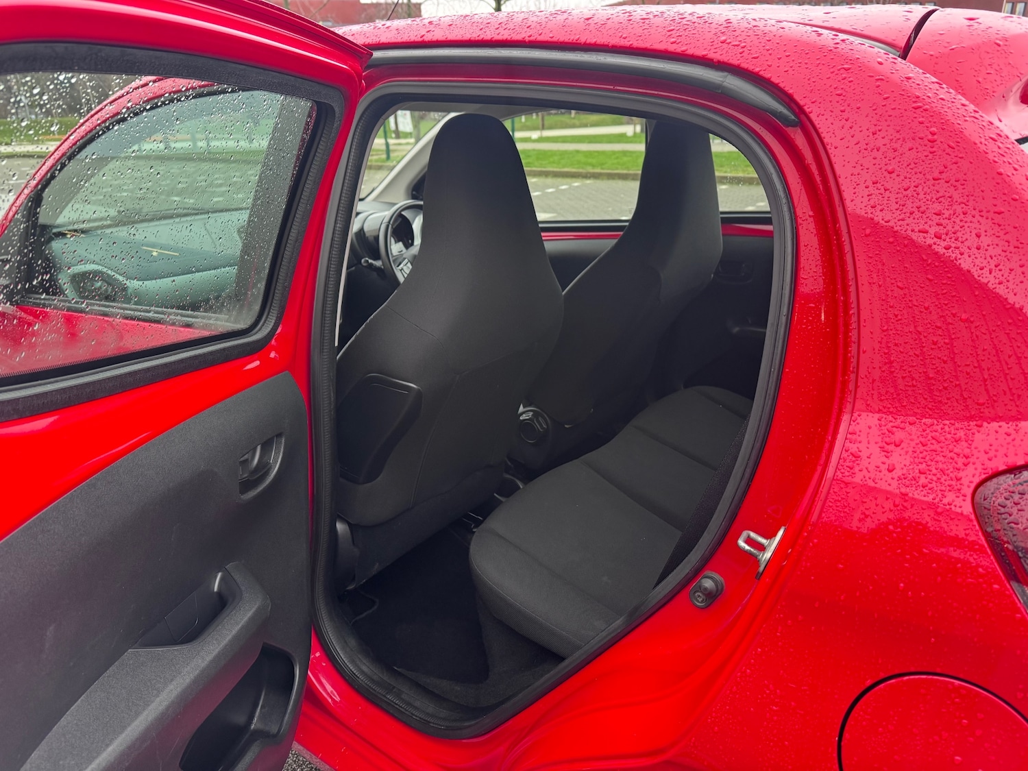 Used Peugeot 108 2016 for sale - 77610641: Photo 21