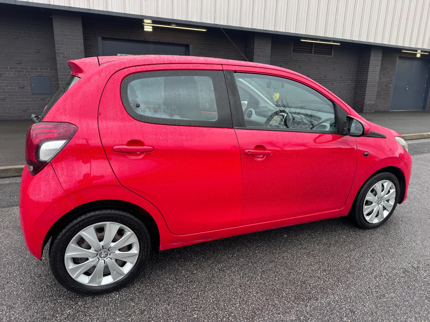 Used Peugeot 108 2016 for sale - 77610641: Photo 30