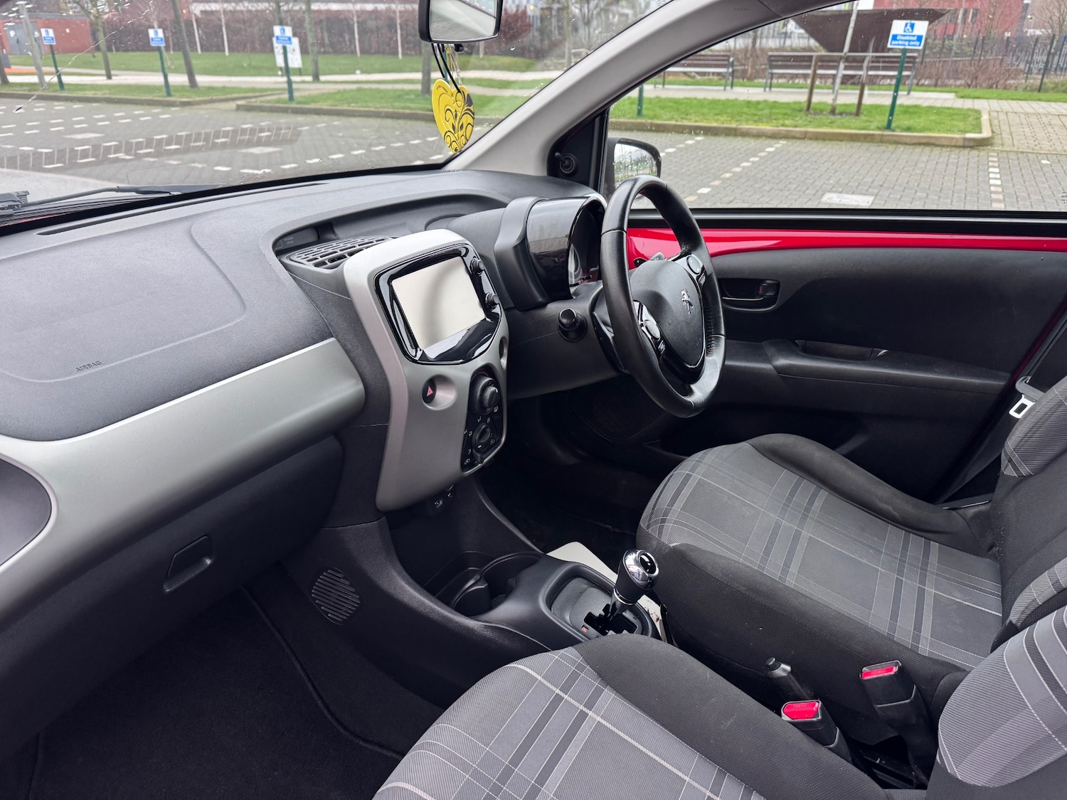 Used Peugeot 108 2016 for sale - 77610641: Photo 4