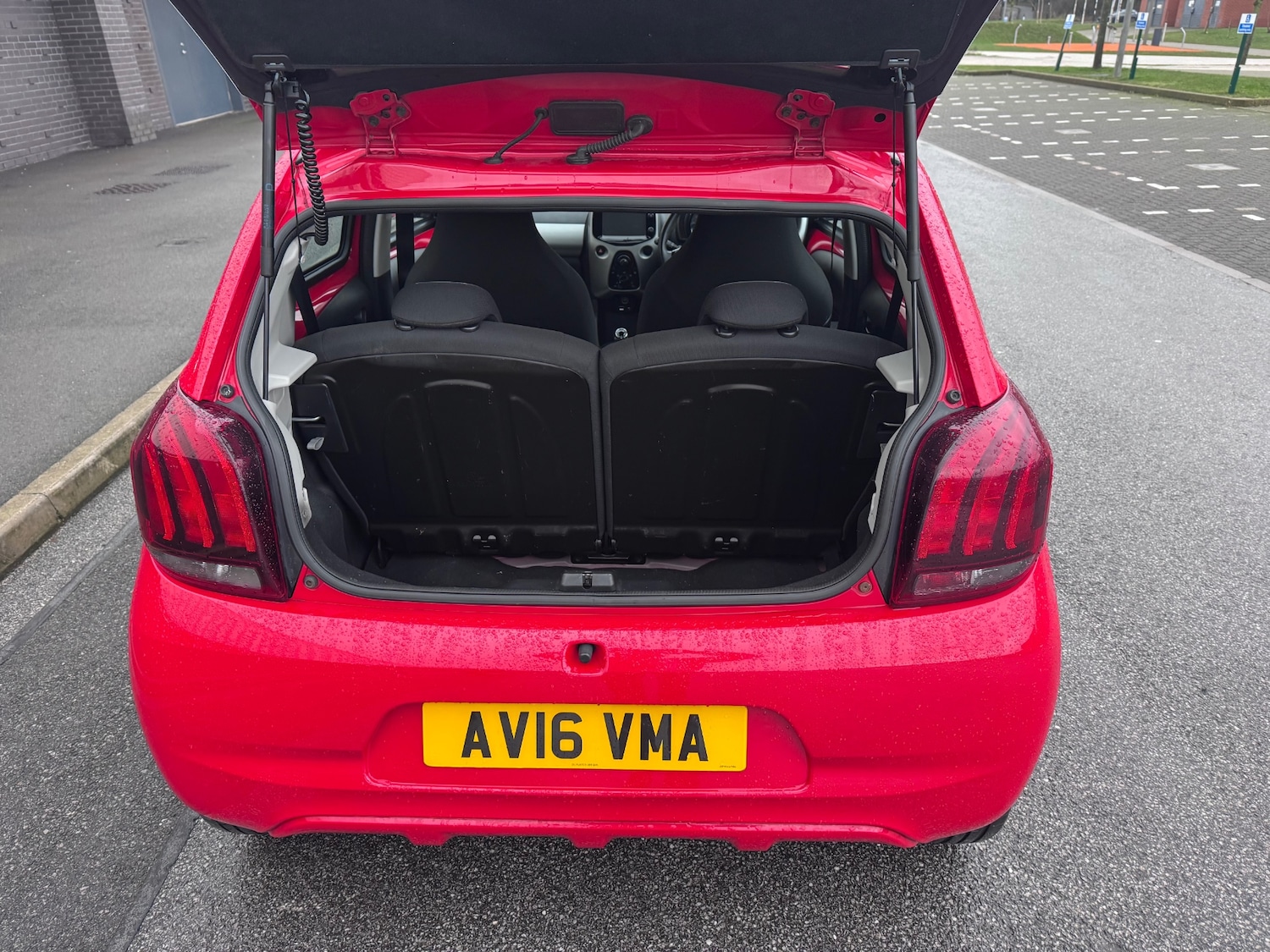 Used Peugeot 108 2016 for sale - 77610641: Photo 9